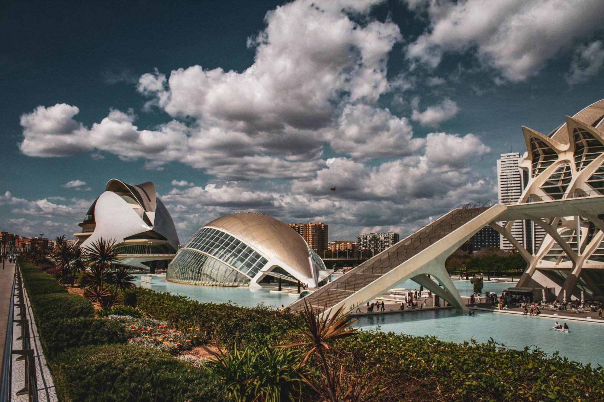 Ciudad De Artes Y Ciencias Aparthotel